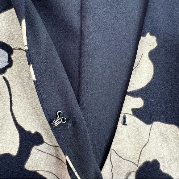 Banana Republic Navy Floral Midi Wrap Dress Dress Size 4 - Picture 15 of 17